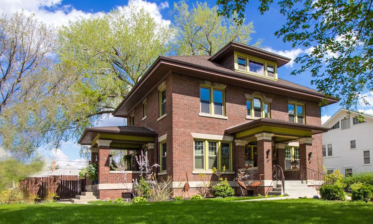 2620 Jackson St., Sioux City, IA - $295,000